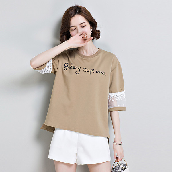 Γυναικεία  καθημερινή μπλούζα σε ασύμμετρο μήκος και 3/4 μανίκια