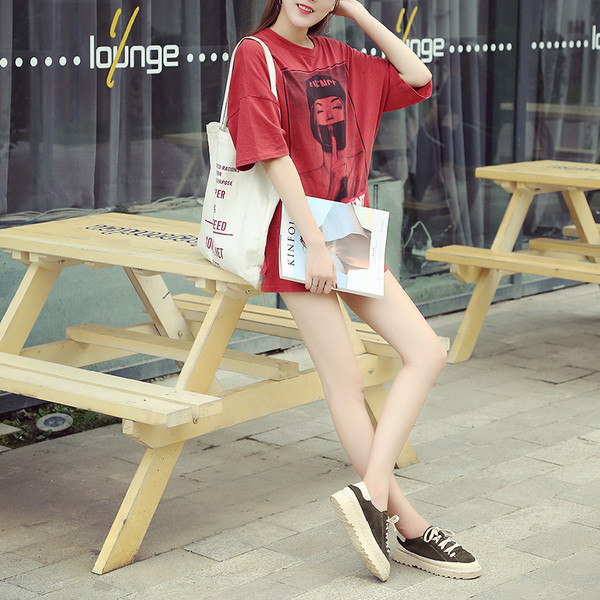 Γυναικεία κομψά αθλητικά παπούτσια με μια άνετη γόλα σε τρία χρώματα