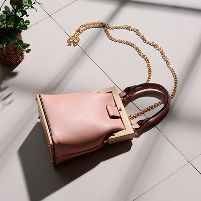 Стилна мини чанта за дамите в много цветове