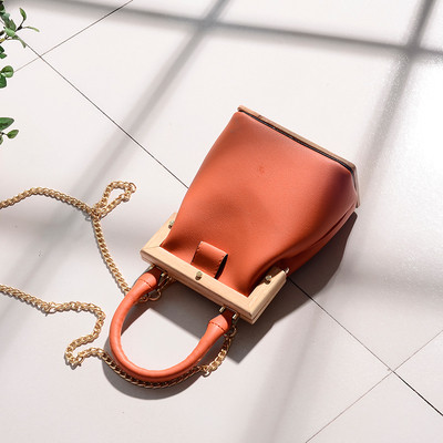 Стилна мини чанта за дамите в много цветове