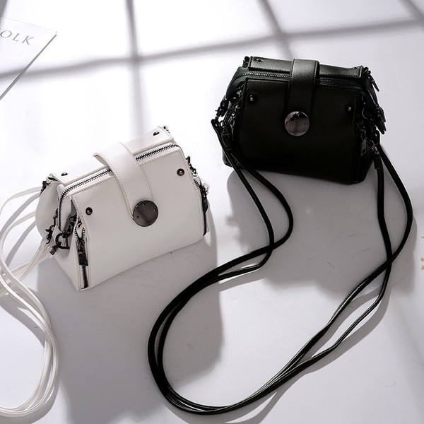 Стилна дамска чанта с двойни каишки в четири цвята