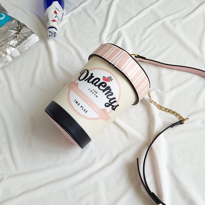 Интересна дамска чанта във формата на чаша в четири цвята