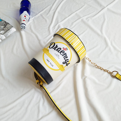 Интересна дамска чанта във формата на чаша в четири цвята