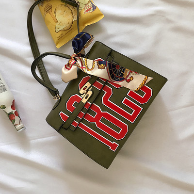 Ежедневна дамска чанта с панделка в четири цвята