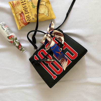 Ежедневна дамска чанта с панделка в четири цвята