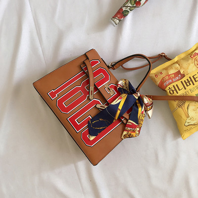 Ежедневна дамска чанта с панделка в четири цвята