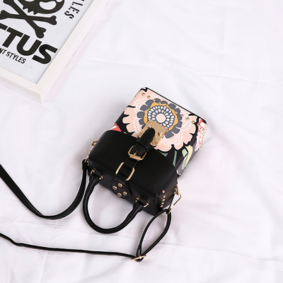 Красива мини дамска чанта в правоъгълна форма в четири цвята