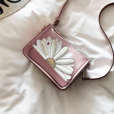 Мини дамска чанта в четири цвята, подходяща за ежедневие