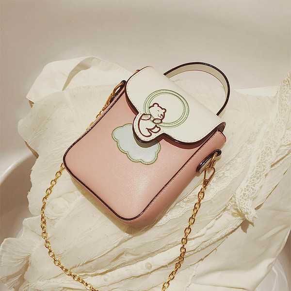 Сладка дамска чанта в правоъгълна форма в розов и черен цвят