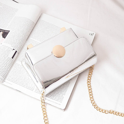 Стилна мини дамска чанта с метална дръжка и в четири разцветки