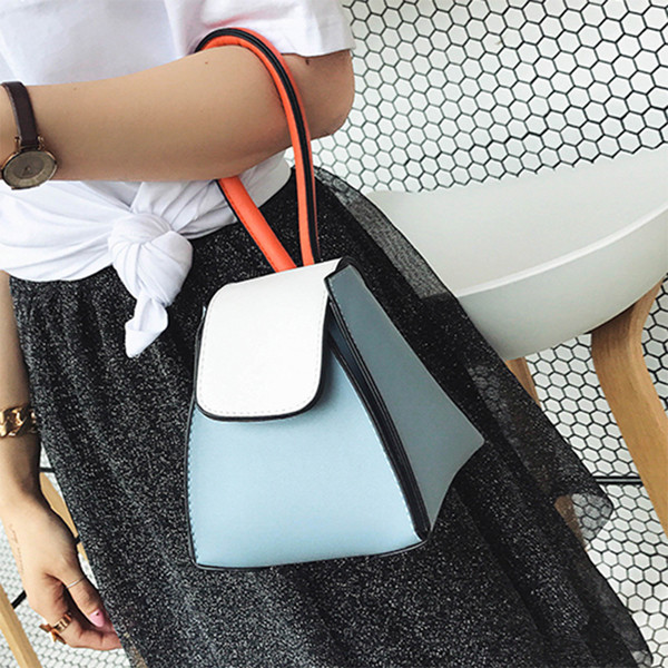 Мини дамска чанта с широка дръжка с декорация и в три разцветки