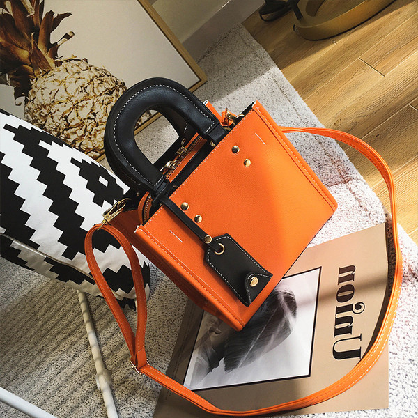 Стилна дамска чанта, подходяща за ежедневие в три цвята