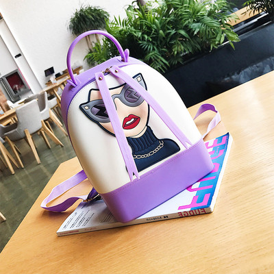 Модерна дамска раница с изображение в различни цветове