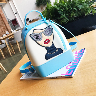 Модерна дамска раница с изображение в различни цветове