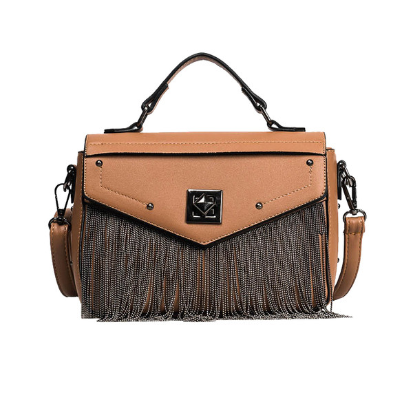 Красива чанта за дамите с метални елементи в три цвята