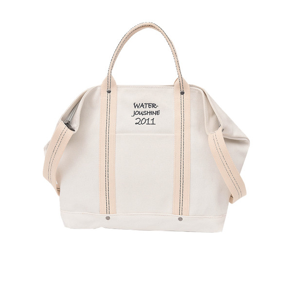 Голяма дамска чанта - много практична с два вида дръжки и надписи