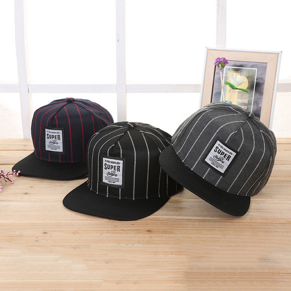 Бейзболна мъжка шапка с надпис 