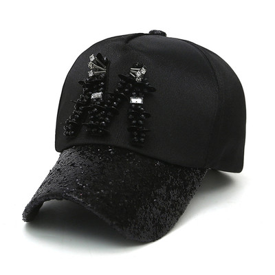 Лъскава бейзболна дамска шапка и с пайети в няколко цвята