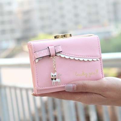 Сладък мини дамски портфейл с декорация в много цветове