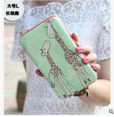 Сладък дамски портфейл в много цветове с изображения