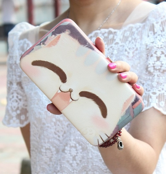 Сладък дамски портфейл в много цветове с изображения