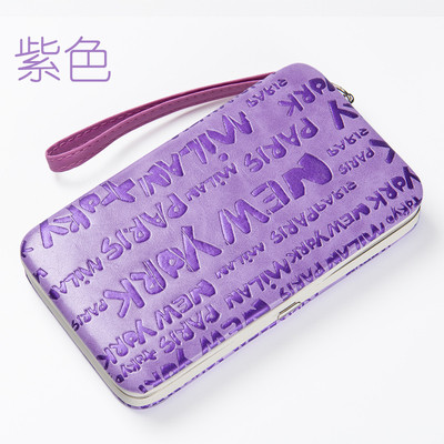 Стилен дамски портфейл с надписи и с дръжка