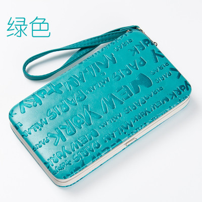 Стилен дамски портфейл с надписи и с дръжка