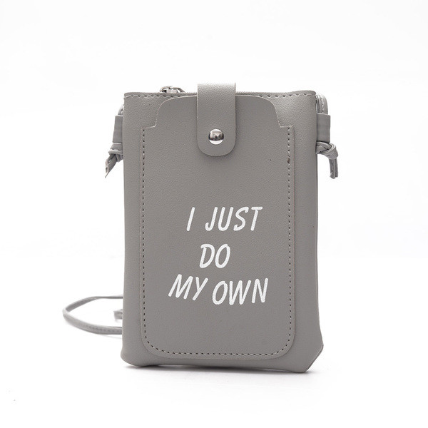 Мини дамска чанта с надпис в четири цвята