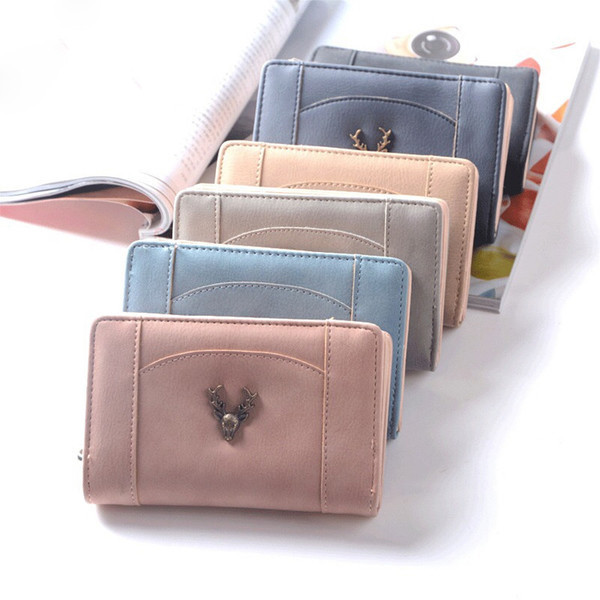 Красив дамски портфейл в шест цвята с малка декорация