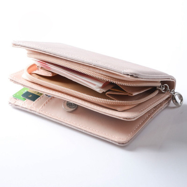 Красив дамски портфейл в шест цвята с малка декорация