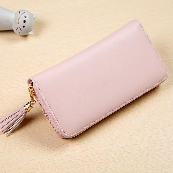 Сладък дамски портфейл с пискюл и очички