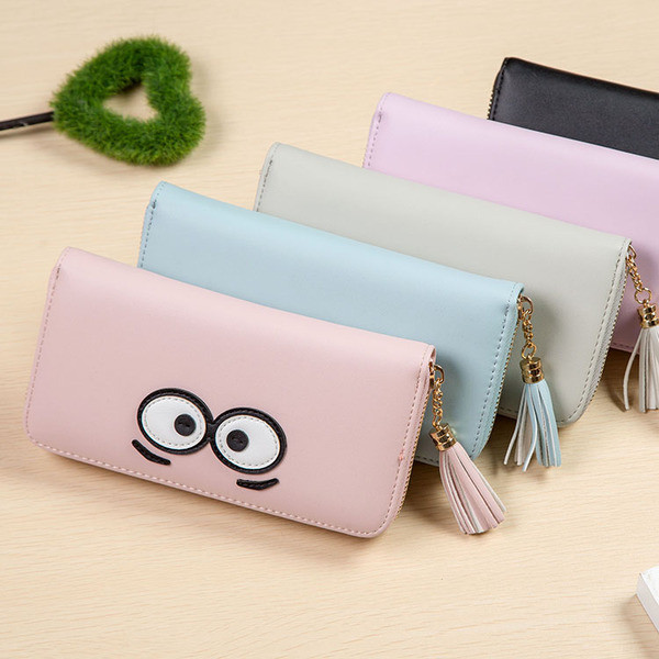 Сладък дамски портфейл с пискюл и очички