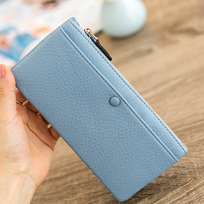 Нежен дамски портфейл в семпъл модел в пет цвята