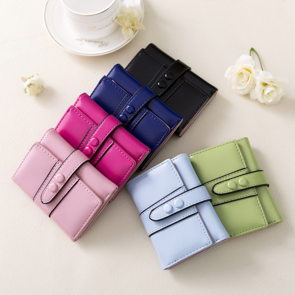 Мини дамски портфейл с две копчета в шест цвята