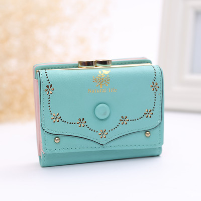 Стилен мини дамски портфейл с едно копче в много цветове