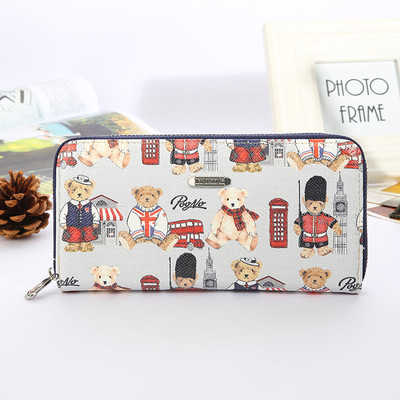 Дамски портфейл с изображения на мече