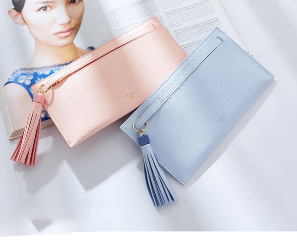 Красив дамски портфейл с пискюл в пет цвята