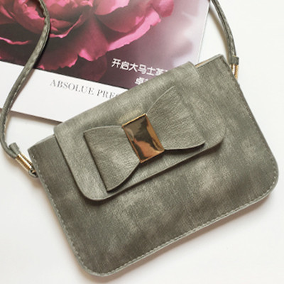 Мини дамска чанта с дълга дръжка и с панделка в пет цвята