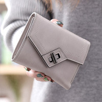 Мини дамски портфейл в пет цвята със закопчалка