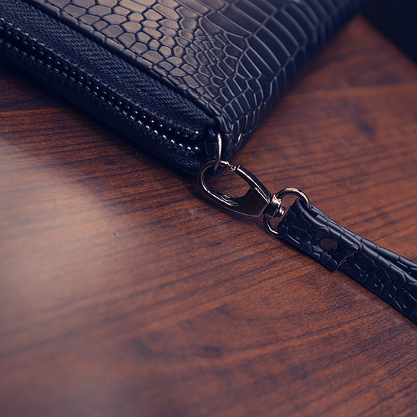 Стилен дамски портфейл в различни модели и цветове