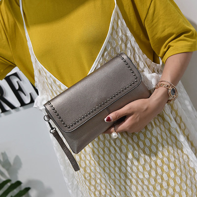 Дамски портфейл-чанта с метална декорация в четири цвята