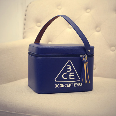 Козметична дамска чанта с изображение в много цветове