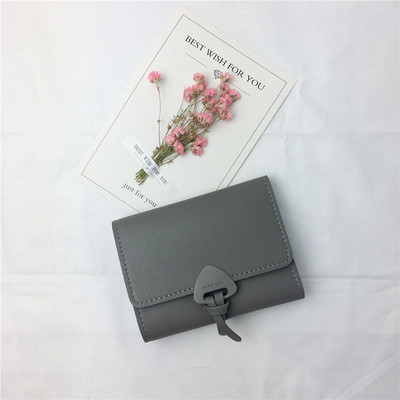 Мини портфейл за дамите в изчистен модел - много красив