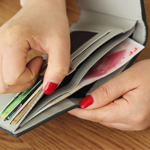 Стилен портфейл за дамите в пет цвята