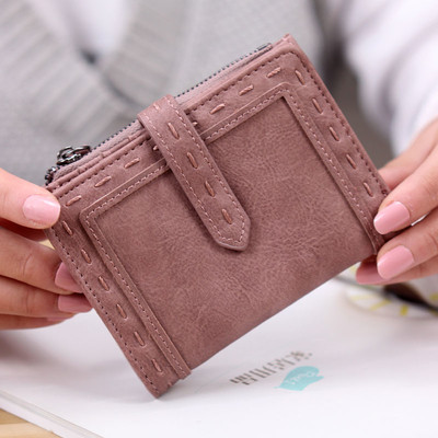 Мини портфейл за дамите с плетена декорация 