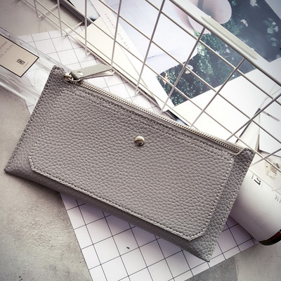 Семпъл портфейл за дамите с копче в четири цвята