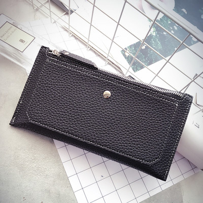 Семпъл портфейл за дамите с копче в четири цвята