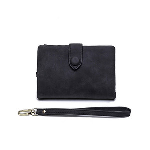 Портфейл за дамите с дръжка в пет цвята