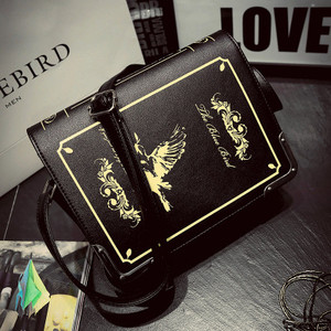 Ретро дамска чанта с изображение в три цвята