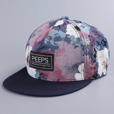 Бейзболна мъжка шапка в много различни модели